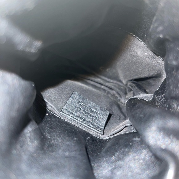 Mini Gucci Drawstring Pouch - Picture 8 of 9